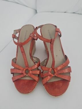 Bandolino Burnt Orange Metallic T-Strap Wedge Sandals
